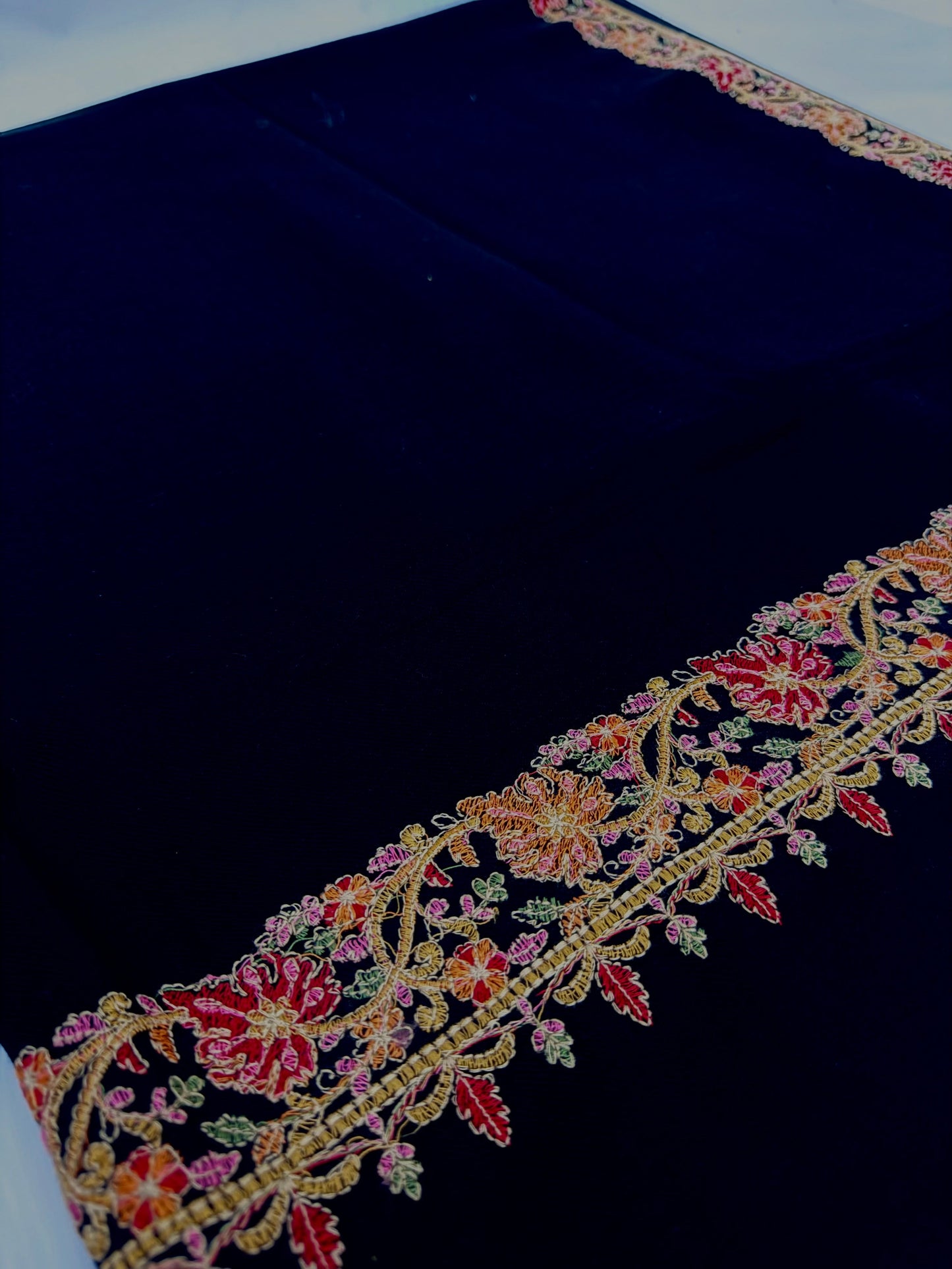 Pashmina shawl